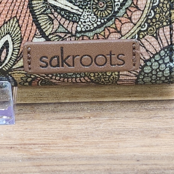 Sakroots Women's Multicolor Wallet, Like New - Picture 2 of 7